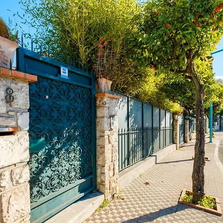 Eden Апартаменты *